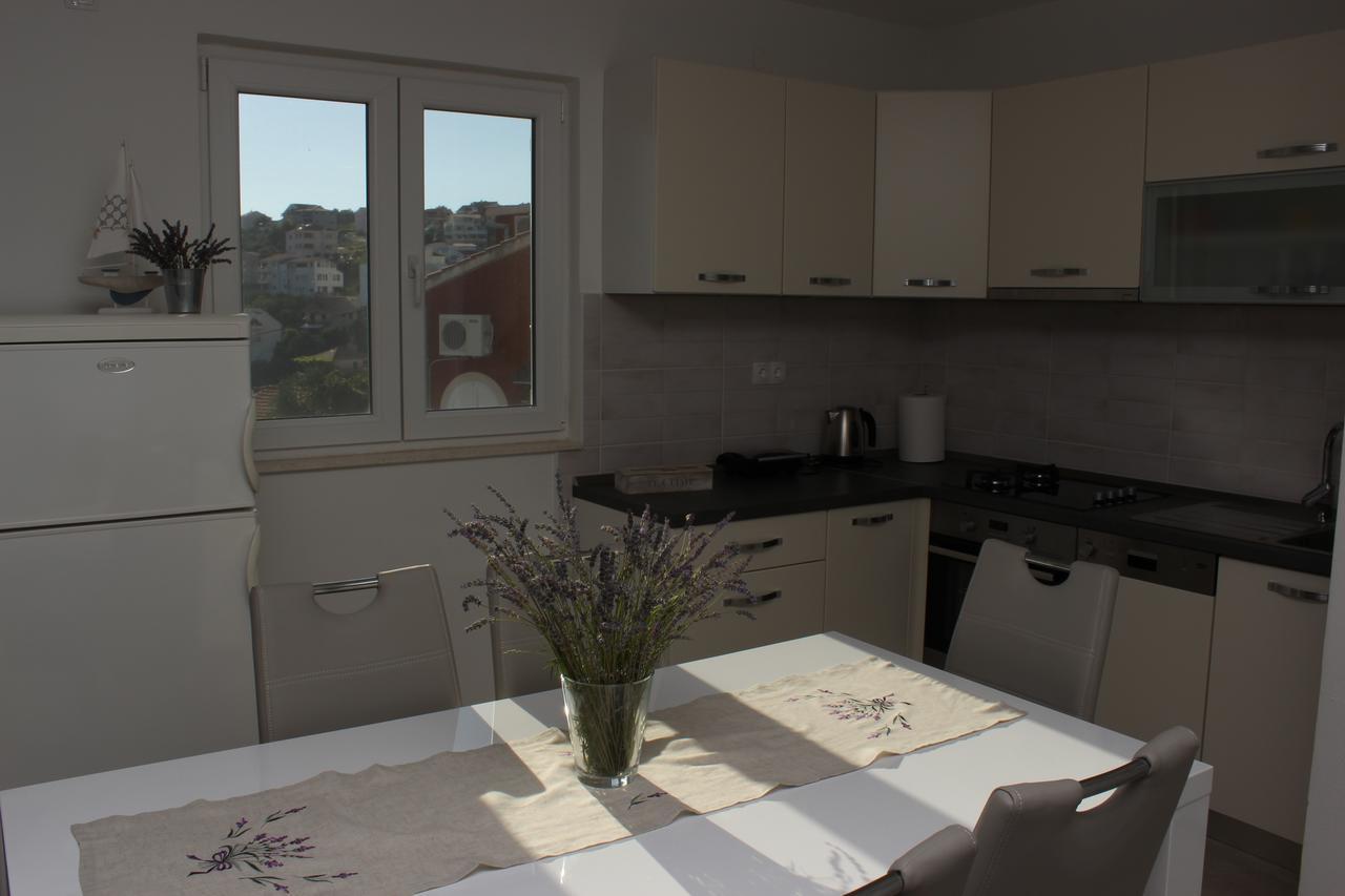 Apartmani Anna Traù Esterno foto