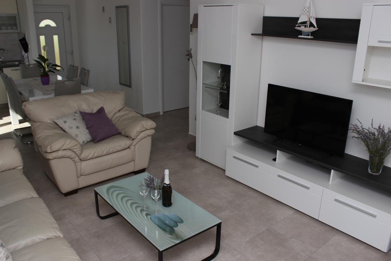 Apartmani Anna Traù Esterno foto